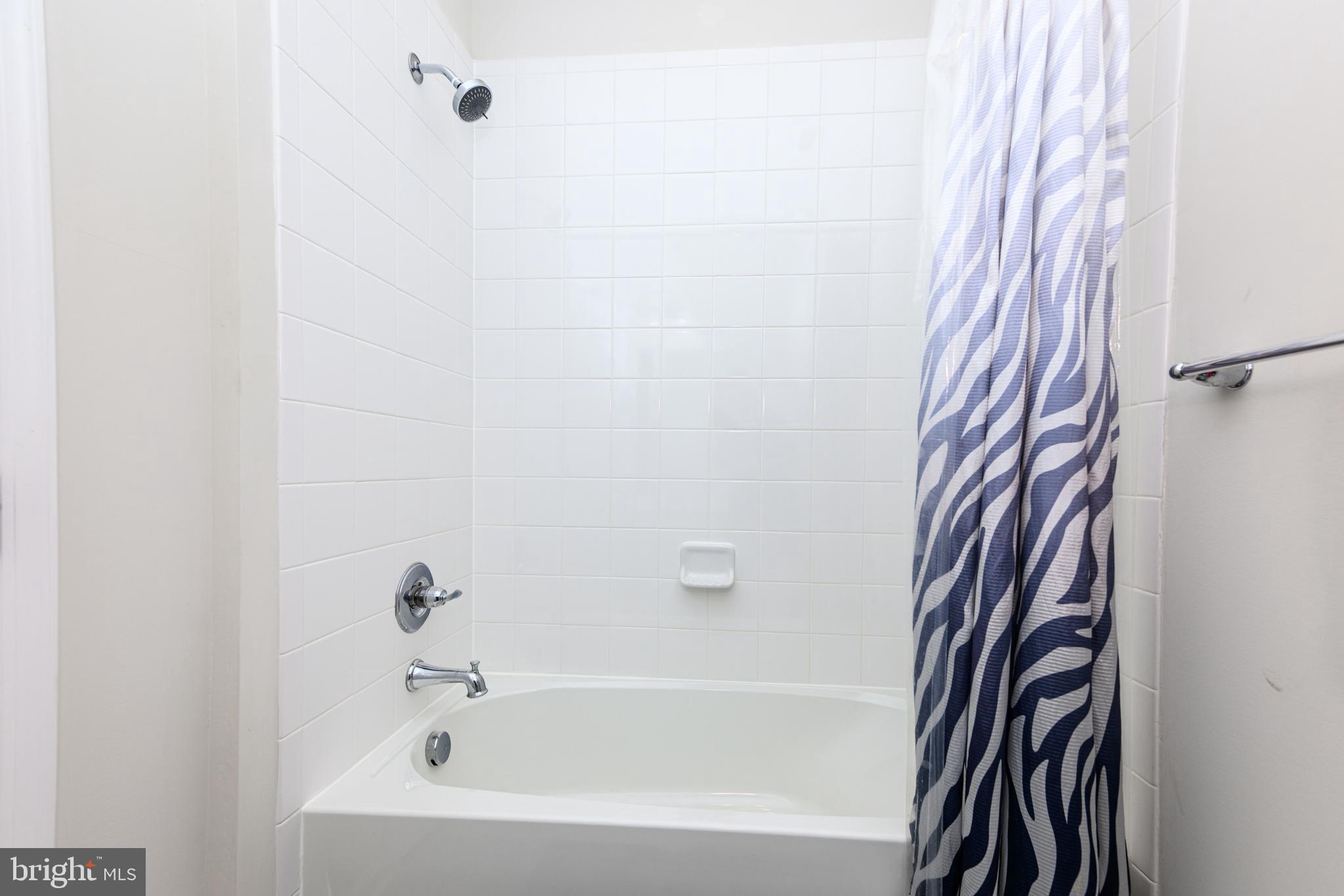 MONTGOMERY VIEW - Residential