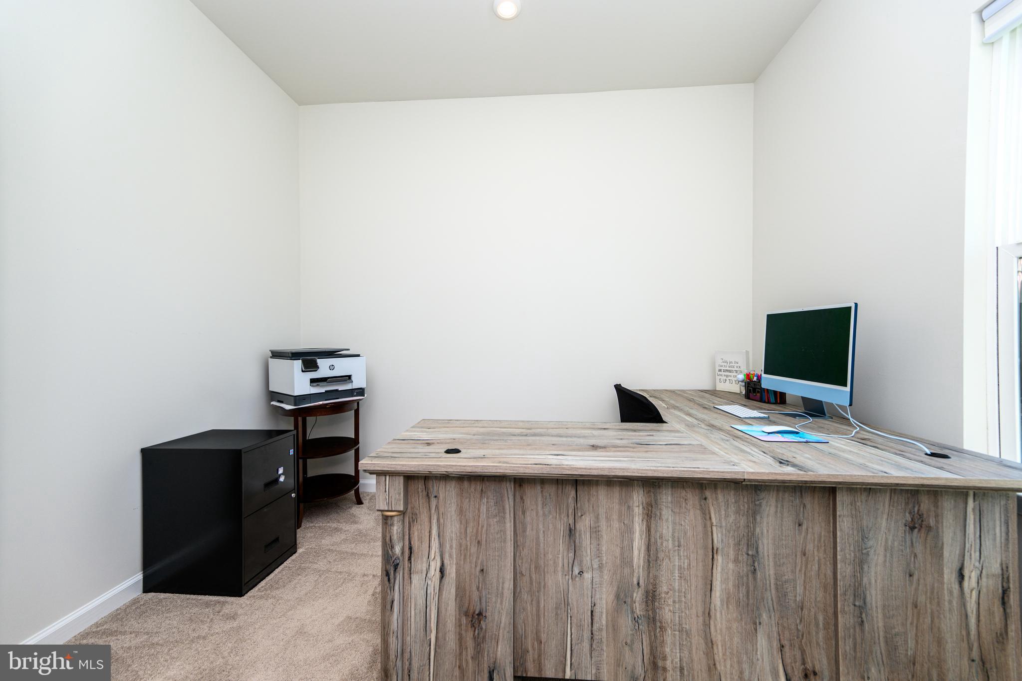 MONTGOMERY VIEW - Residential