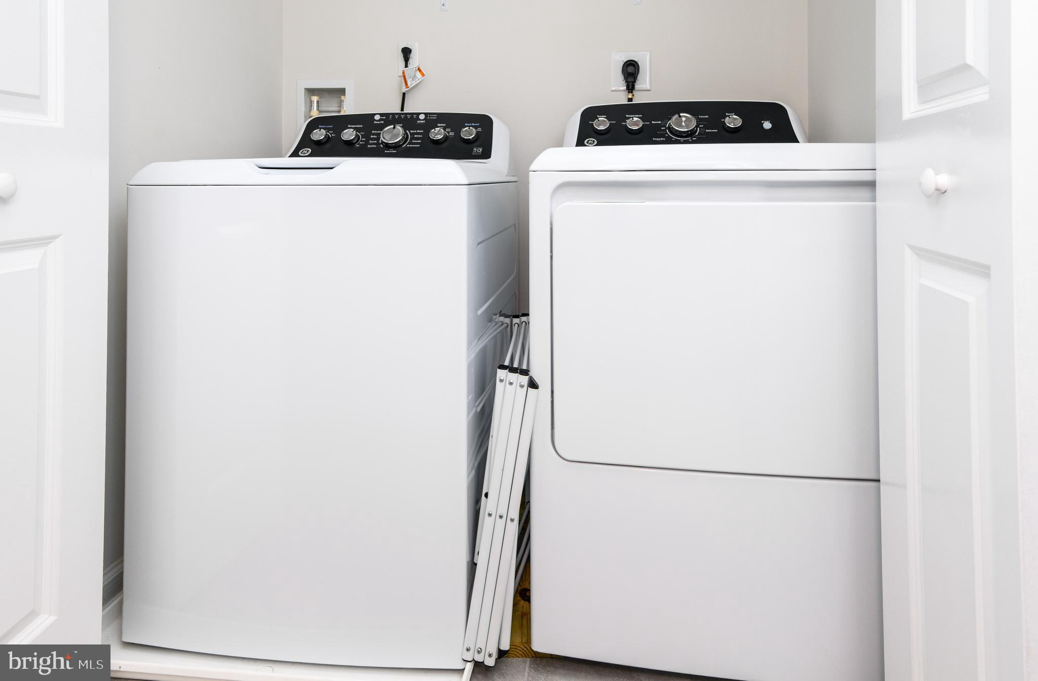 MONTGOMERY VIEW - Residential