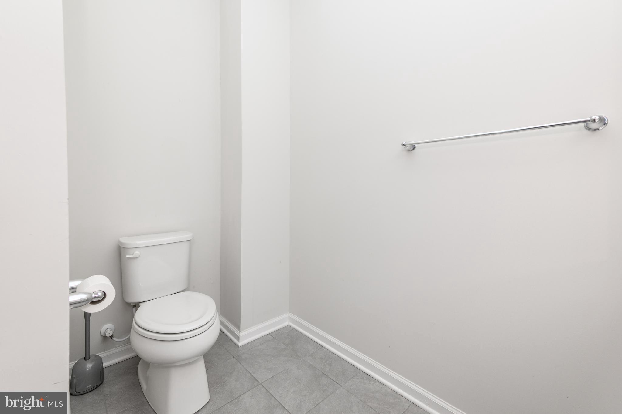 MONTGOMERY VIEW - Residential