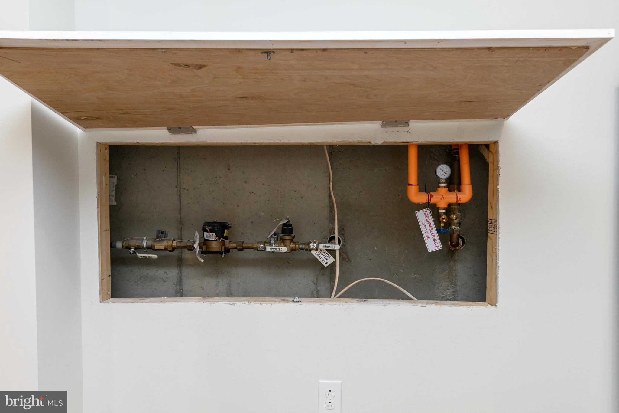 MONTGOMERY VIEW - Residential