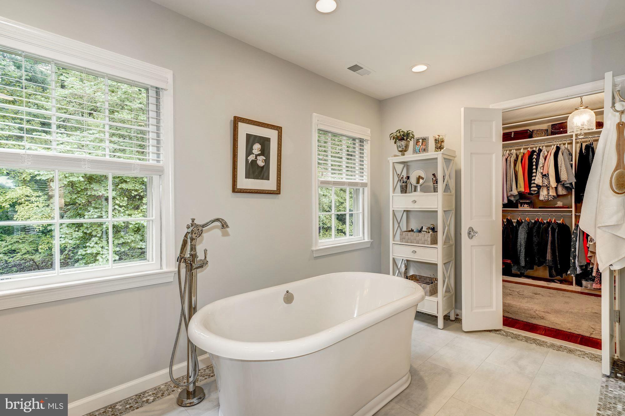 CONGRESSIONAL FOREST - Residential