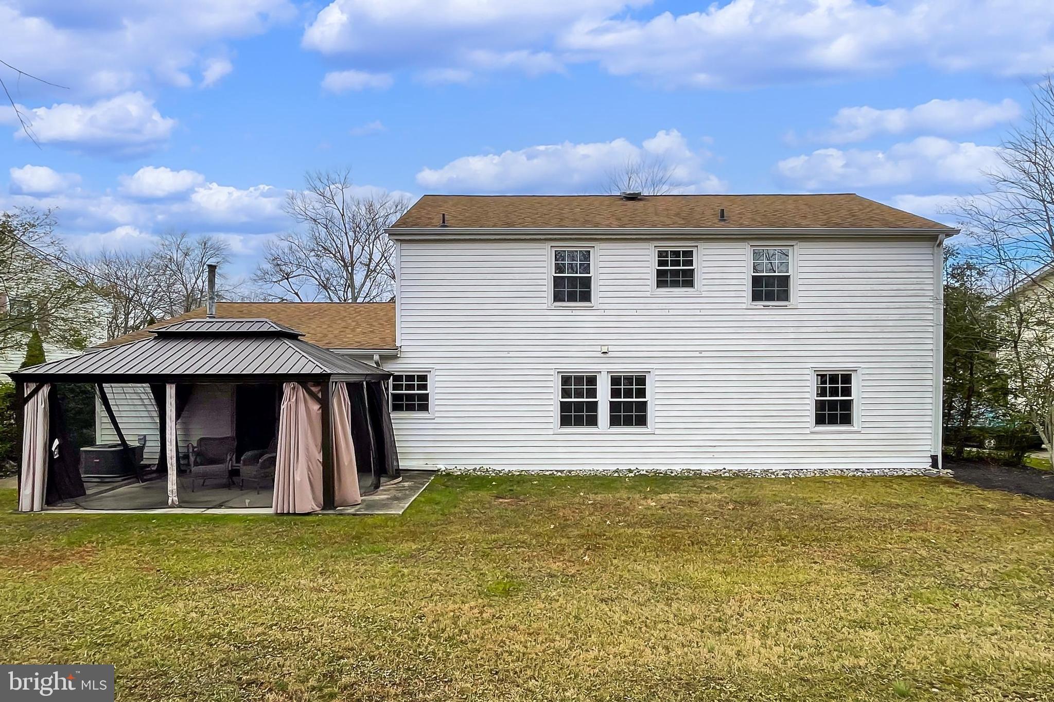 GREENBRIAR - Residential Lease