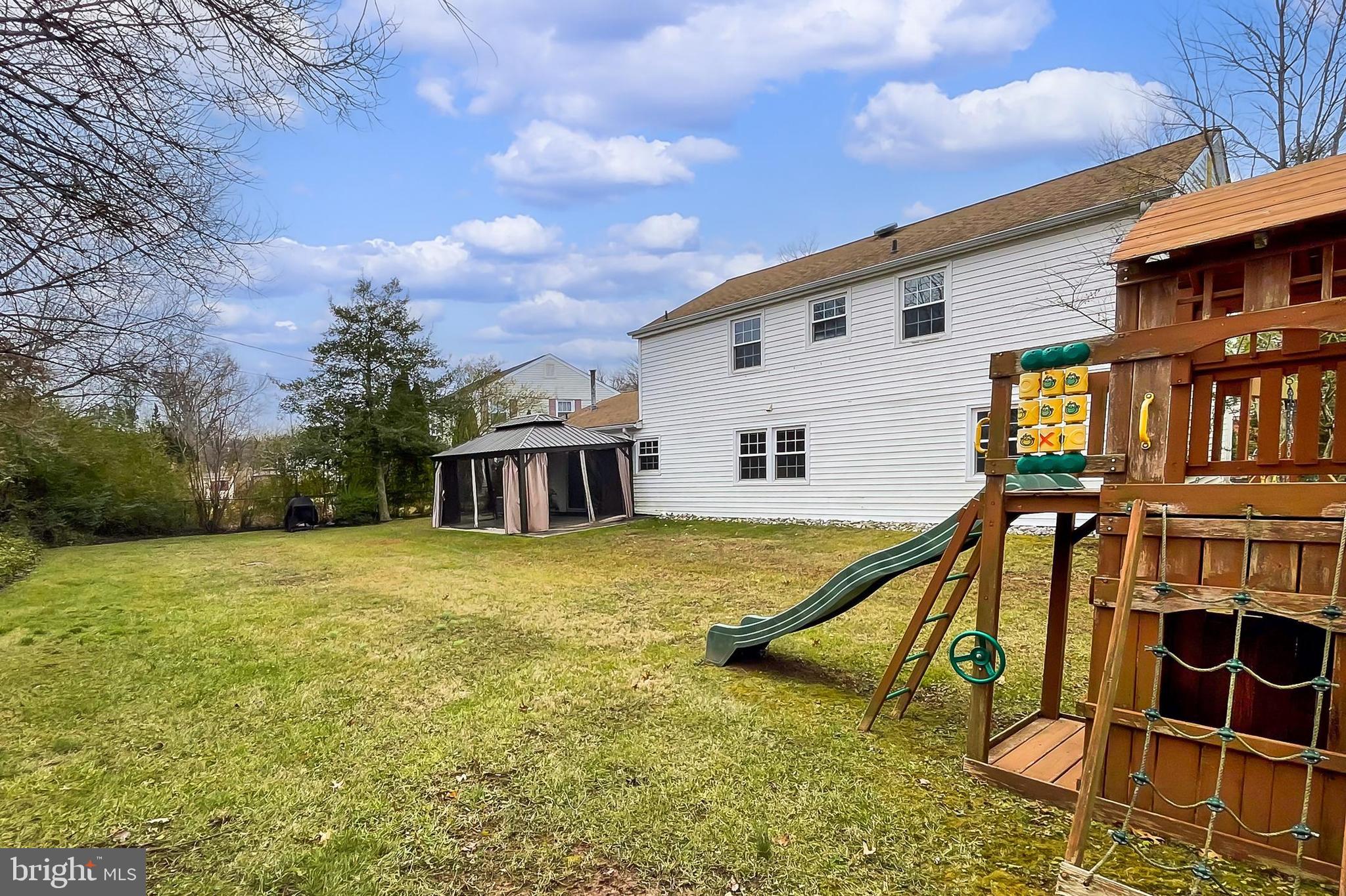 GREENBRIAR - Residential Lease