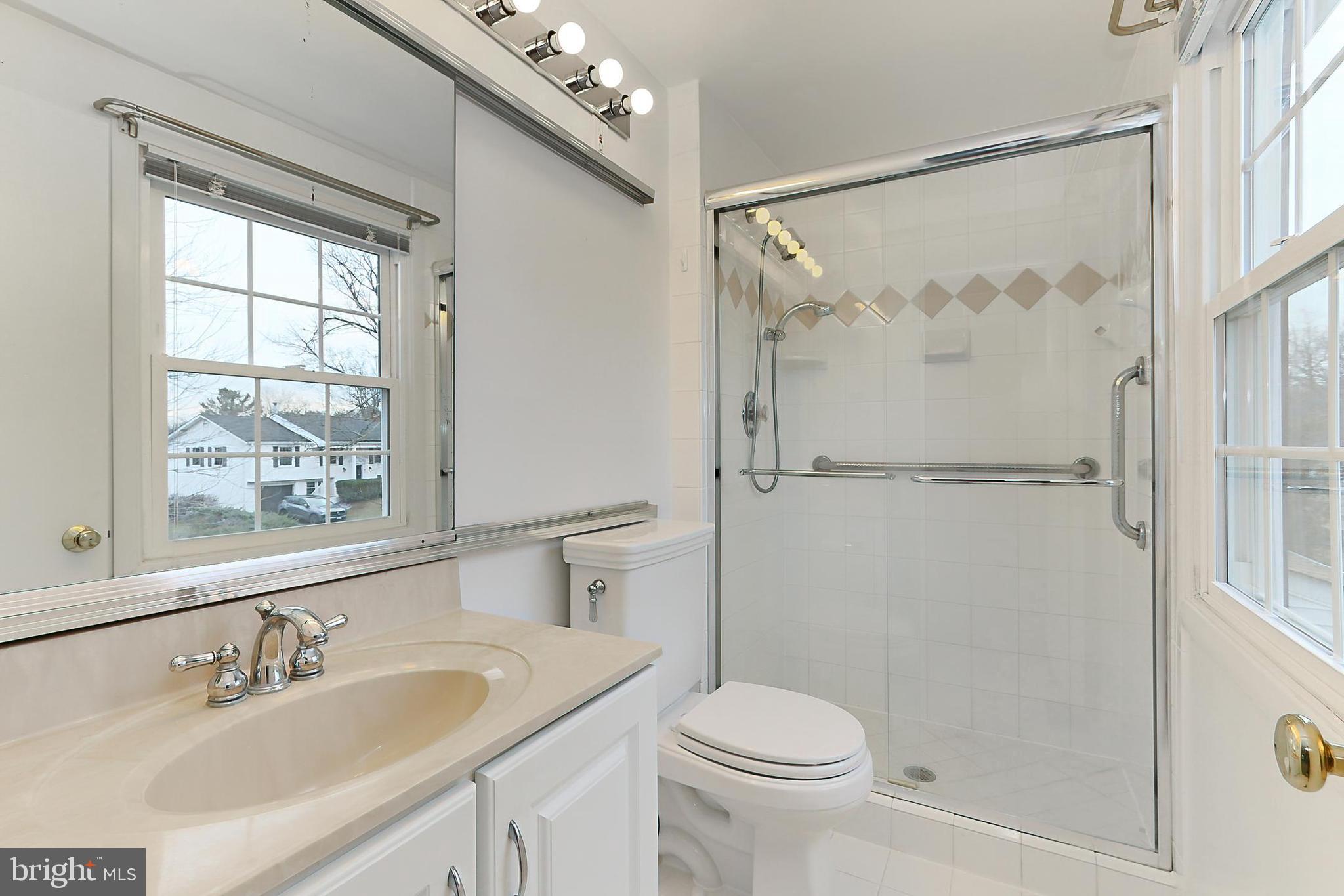 GREENBRIAR - Residential Lease