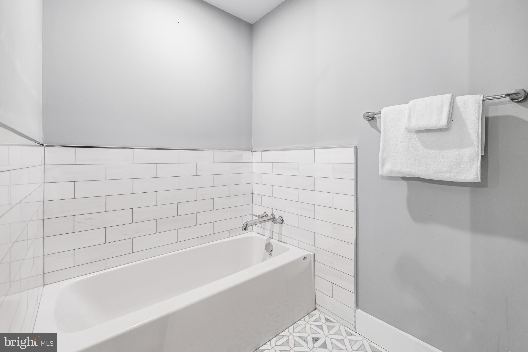 UPPER FELLS POINT - Residential