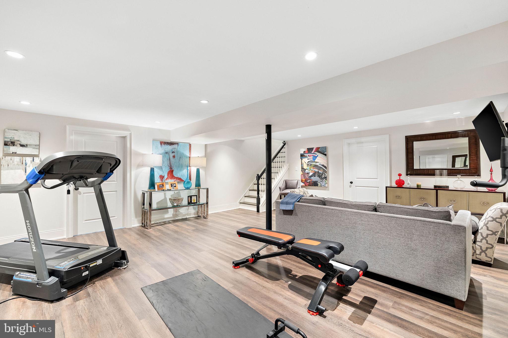 FAIR HILL - Residential