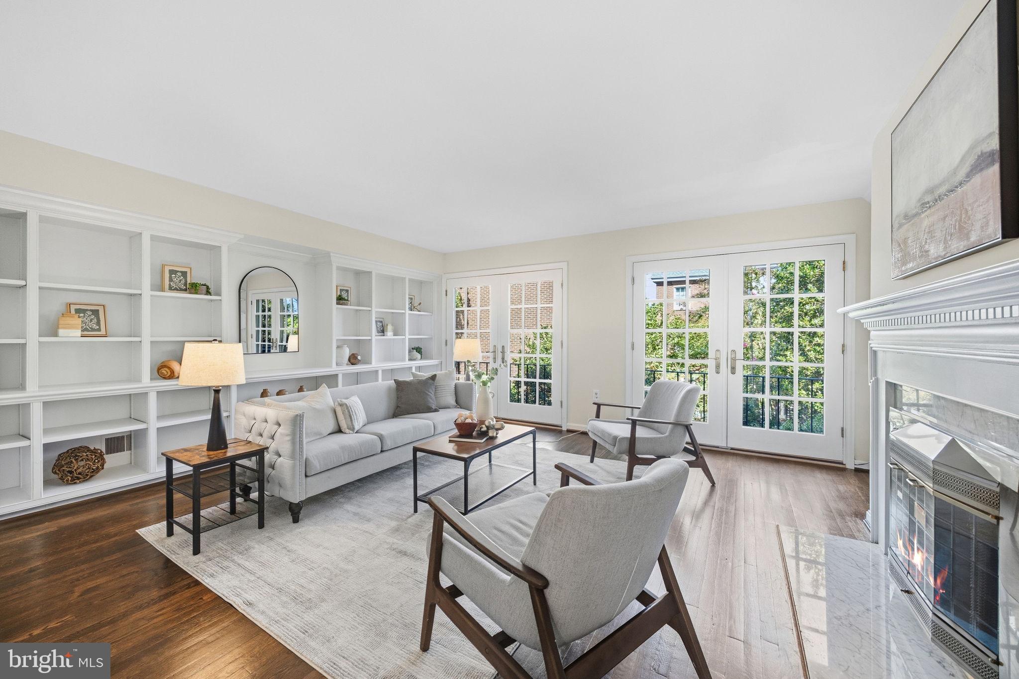 107 POMMANDER WALK