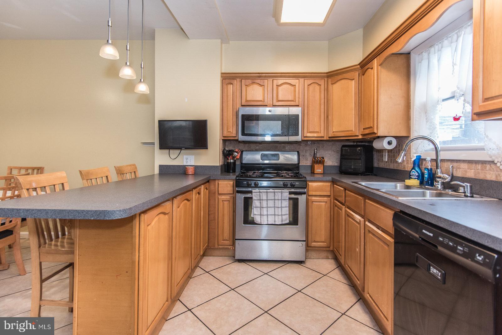 BRIDESBURG - Residential