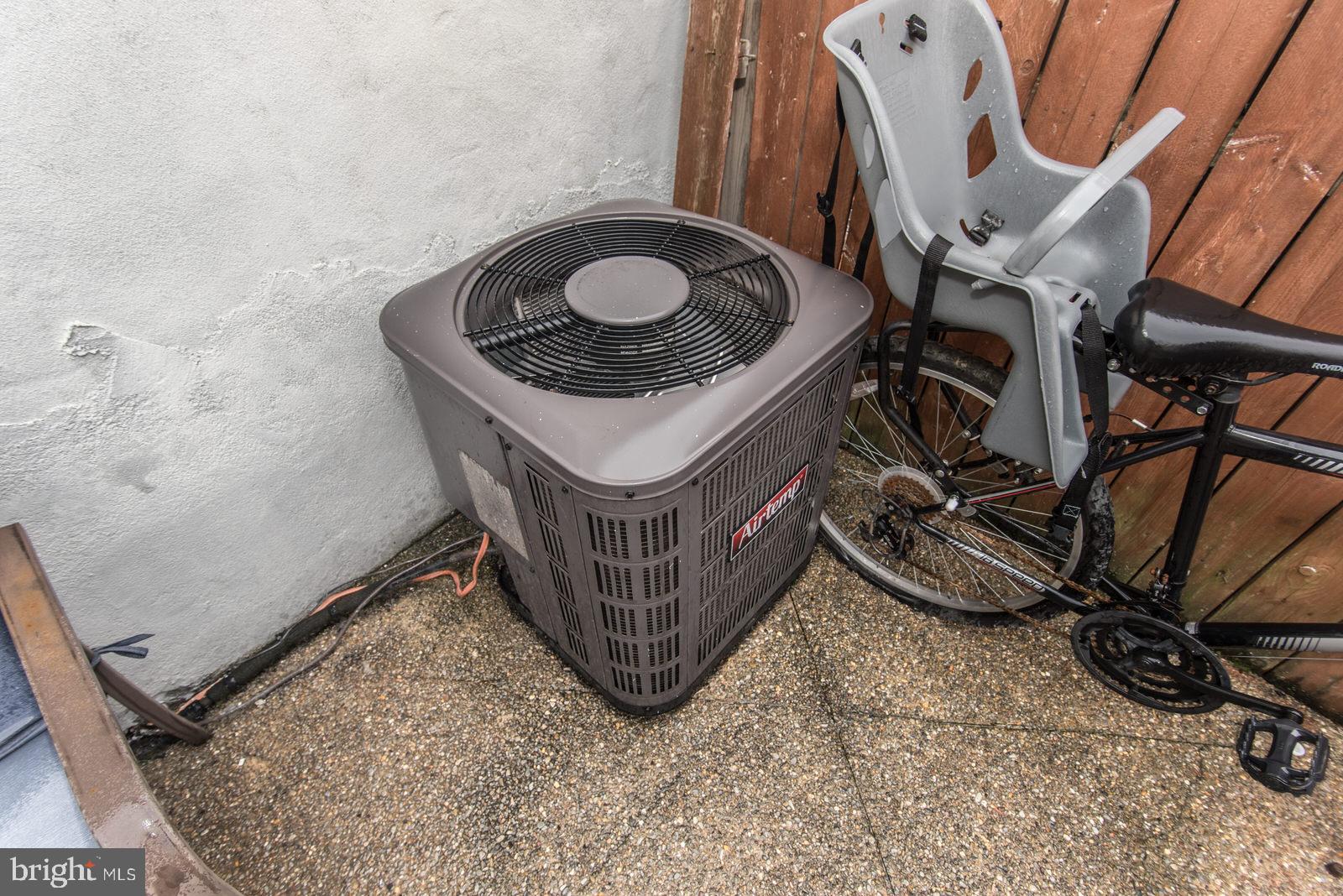 BRIDESBURG - Residential