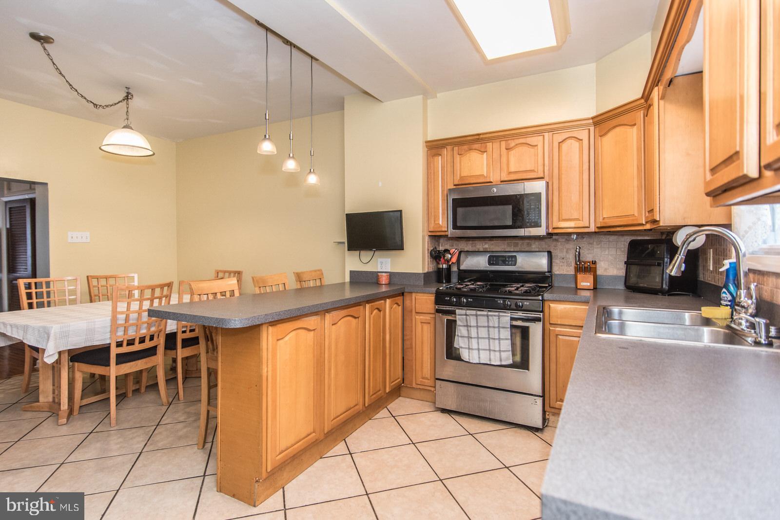 BRIDESBURG - Residential