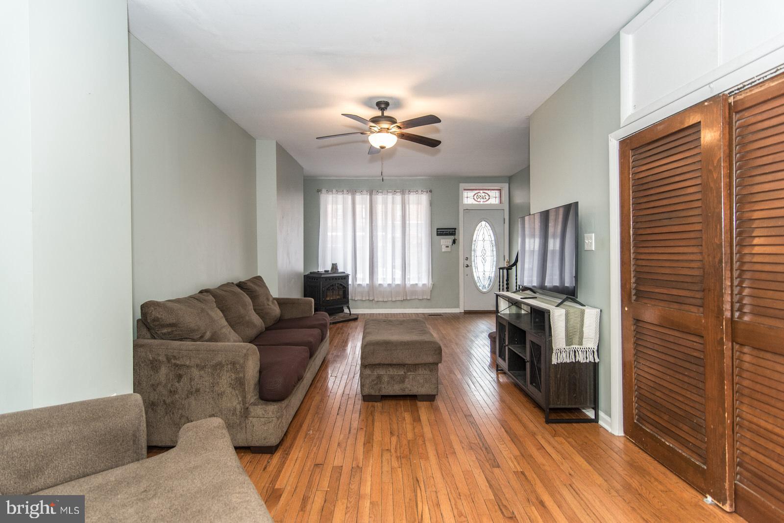 BRIDESBURG - Residential