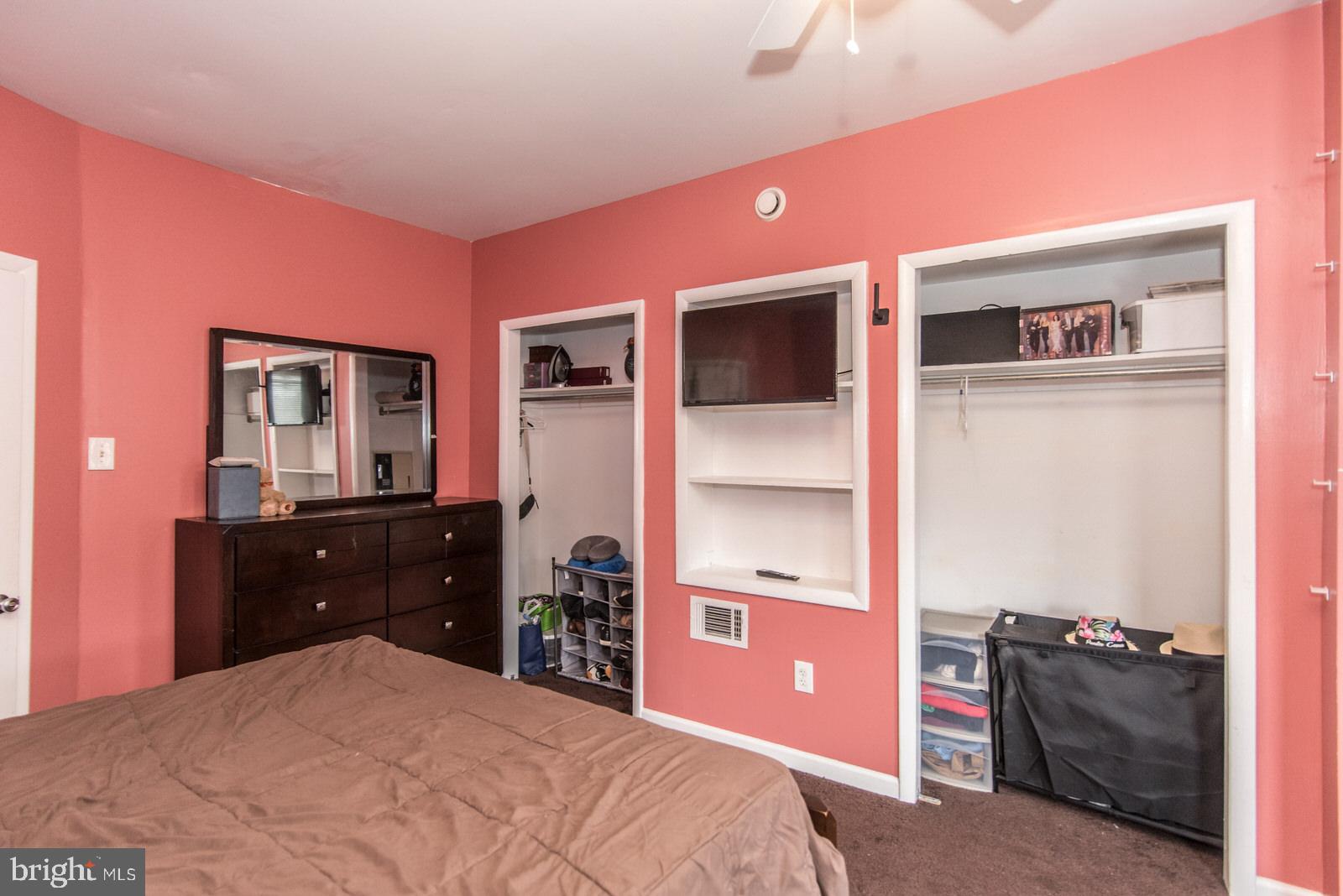 BRIDESBURG - Residential