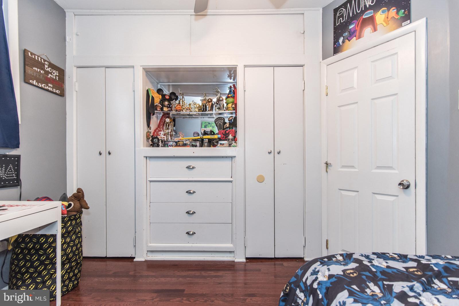 BRIDESBURG - Residential