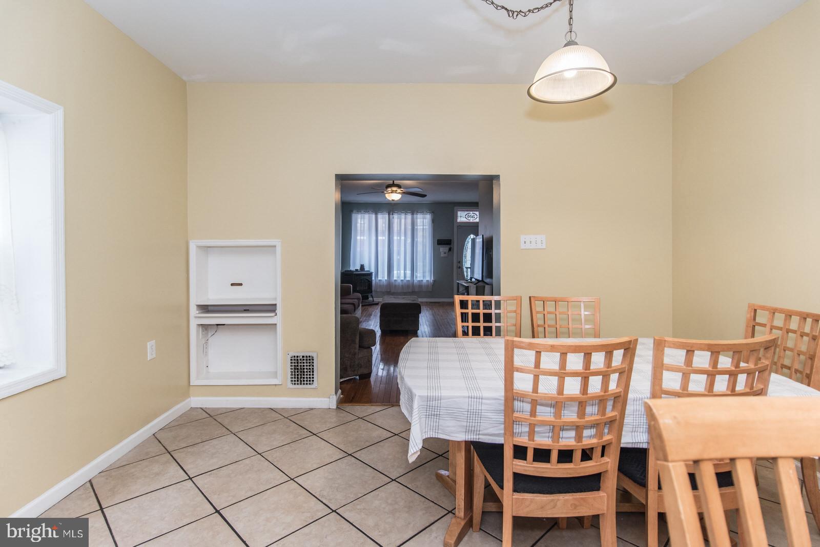 BRIDESBURG - Residential