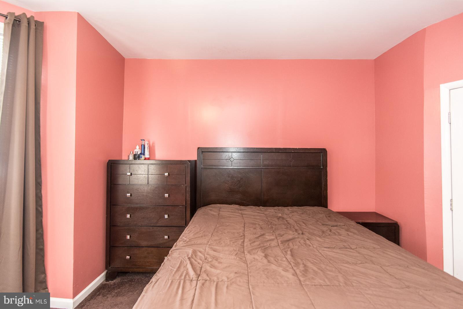 BRIDESBURG - Residential