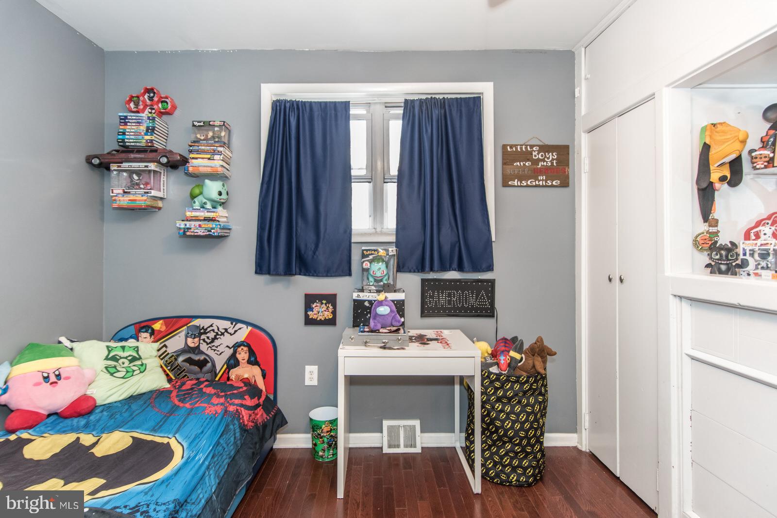 BRIDESBURG - Residential