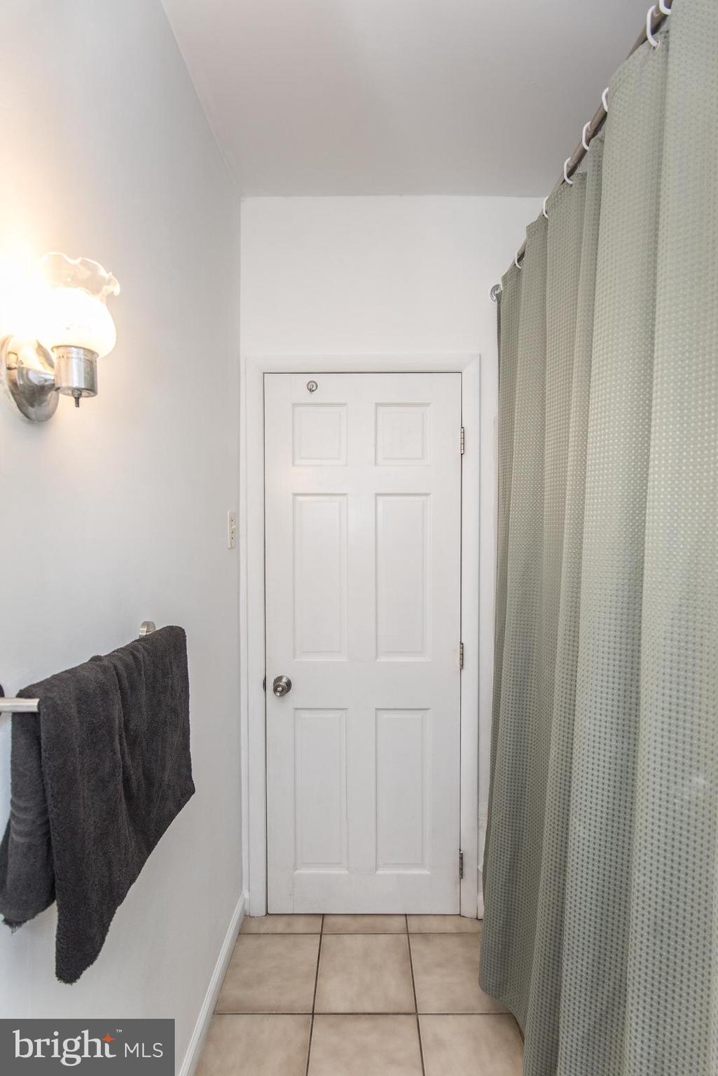 BRIDESBURG - Residential