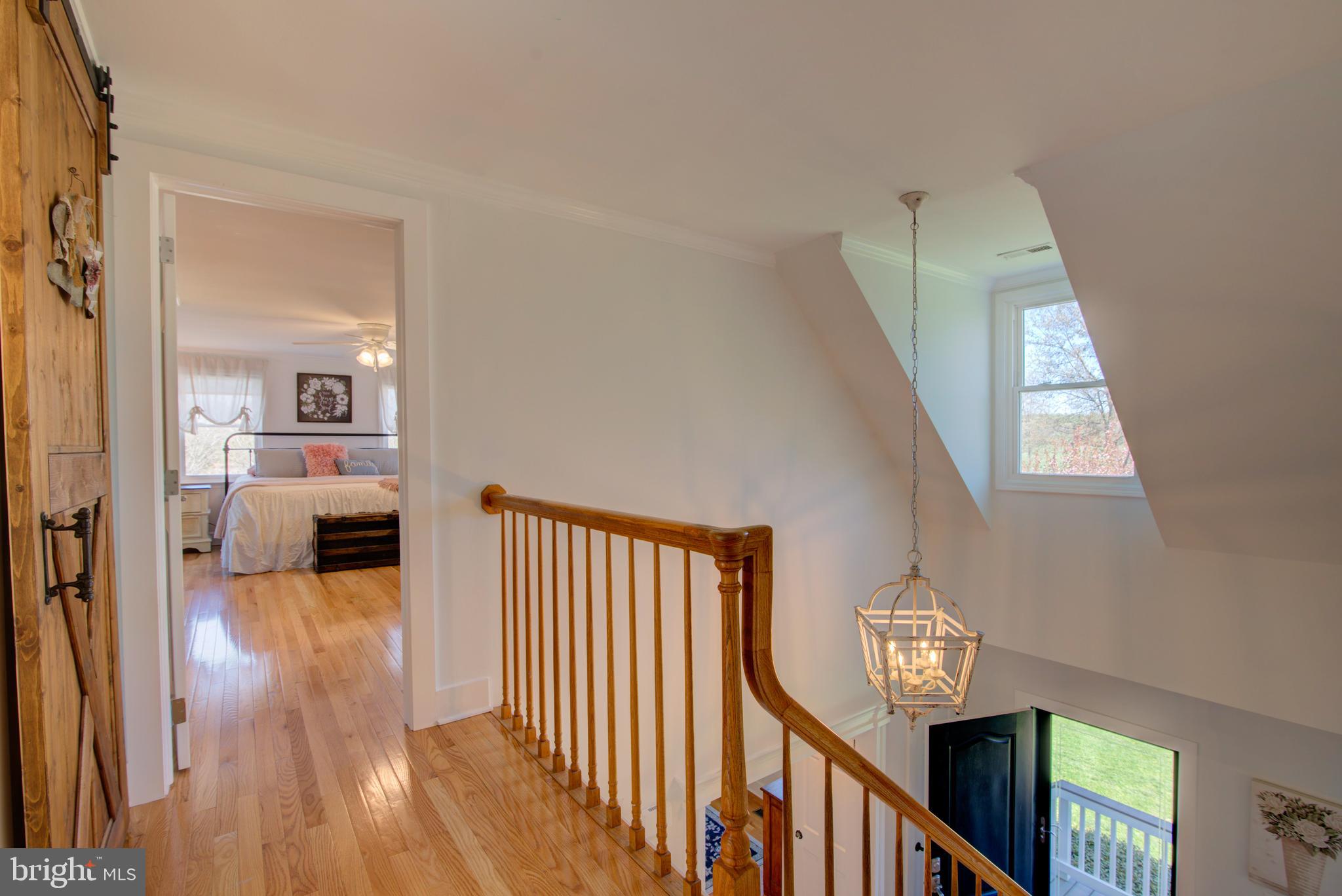 HUNTS END - Residential