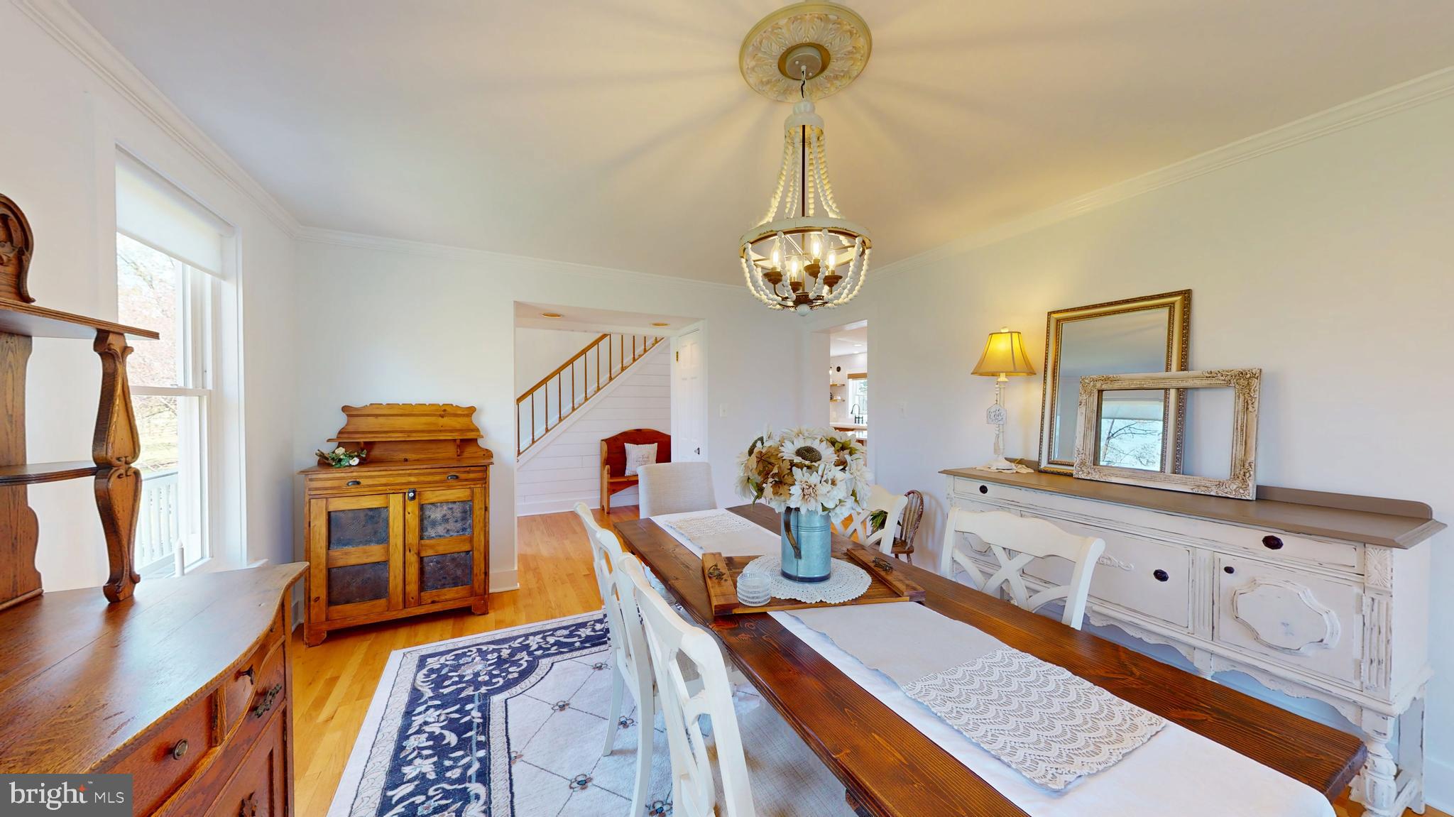 HUNTS END - Residential