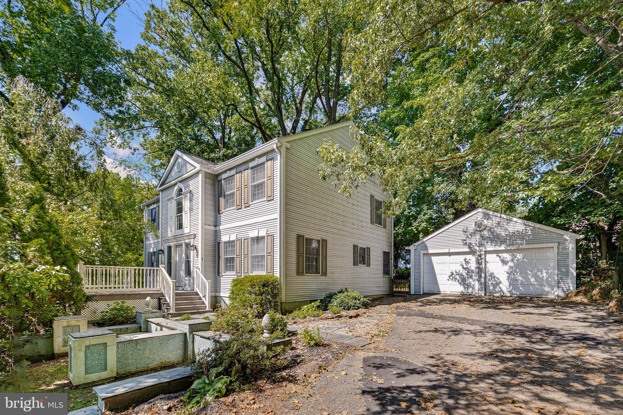 1 LIGHTHOUSE ROAD