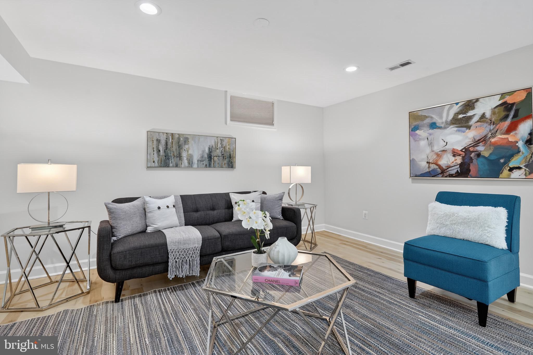 STONEBRIDGE - Residential