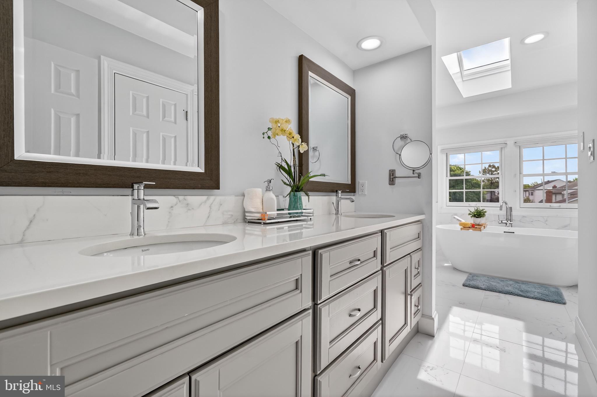 STONEBRIDGE - Residential
