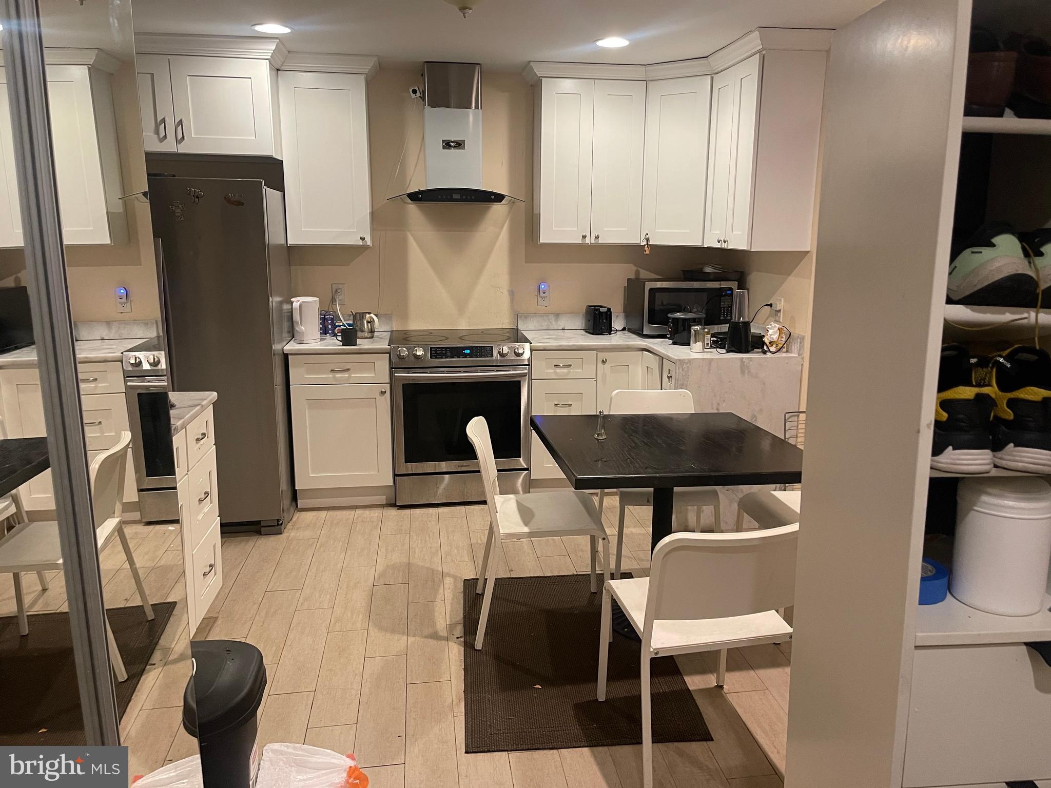 CHARLENE - Residential