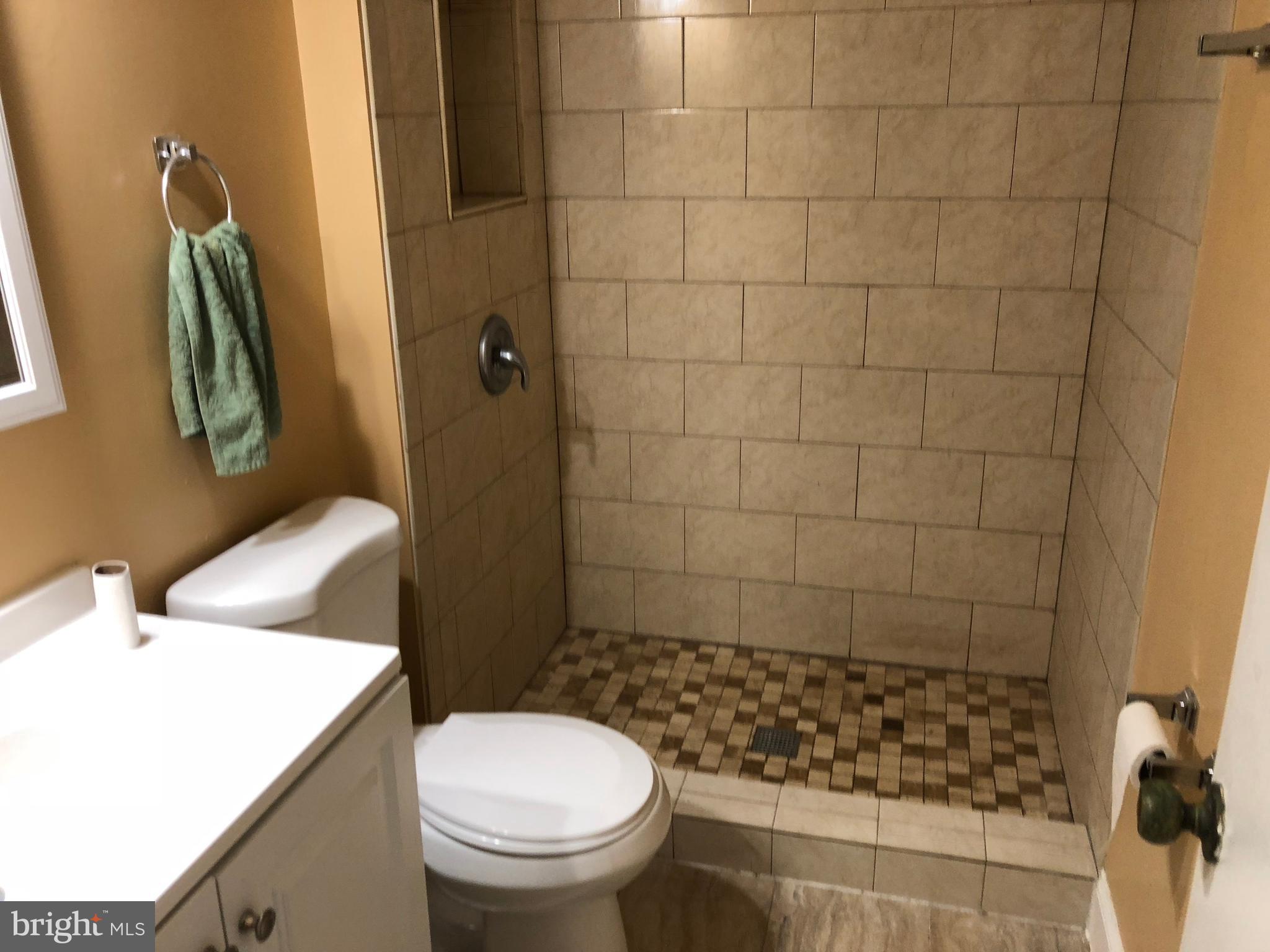 CHARLENE - Residential