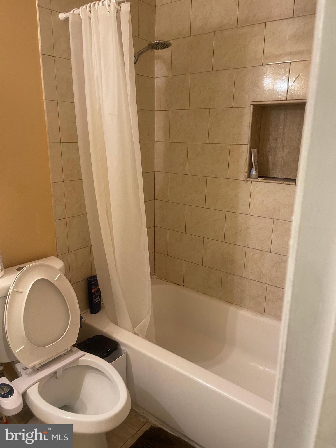 CHARLENE - Residential