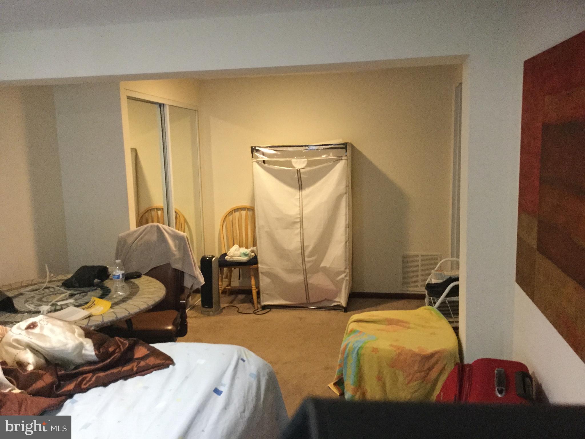 CHARLENE - Residential