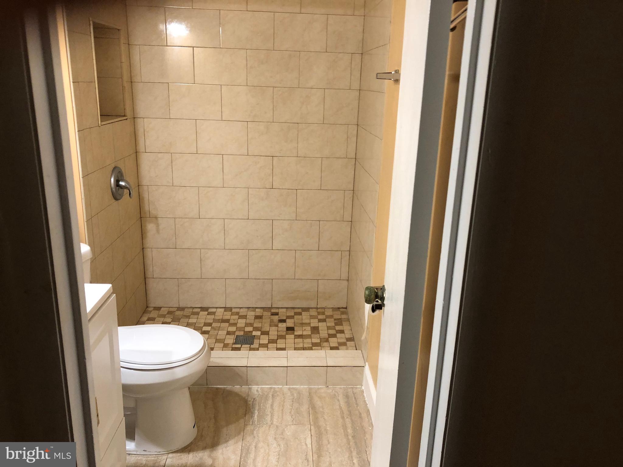 CHARLENE - Residential