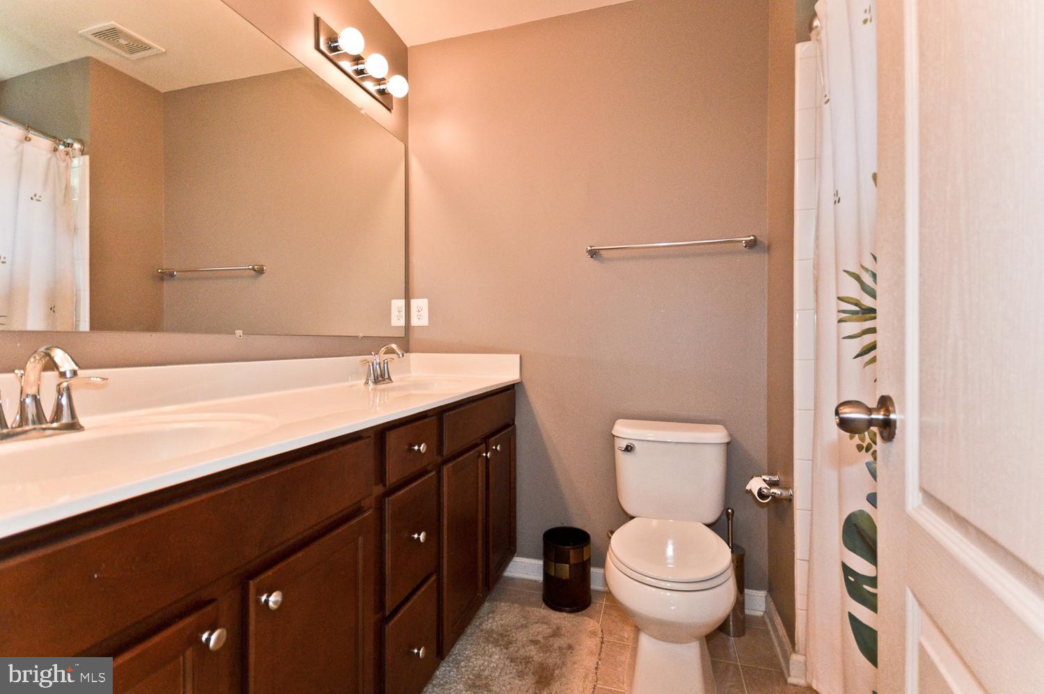 GLENEAGLES AT ST CHARLES - Residential