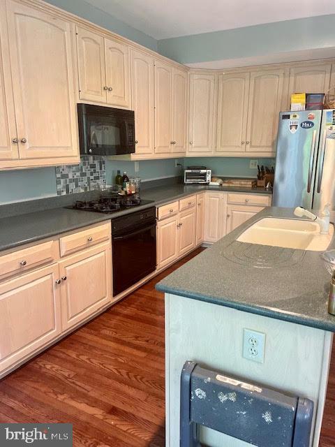 FERNLEIGH - Residential Lease