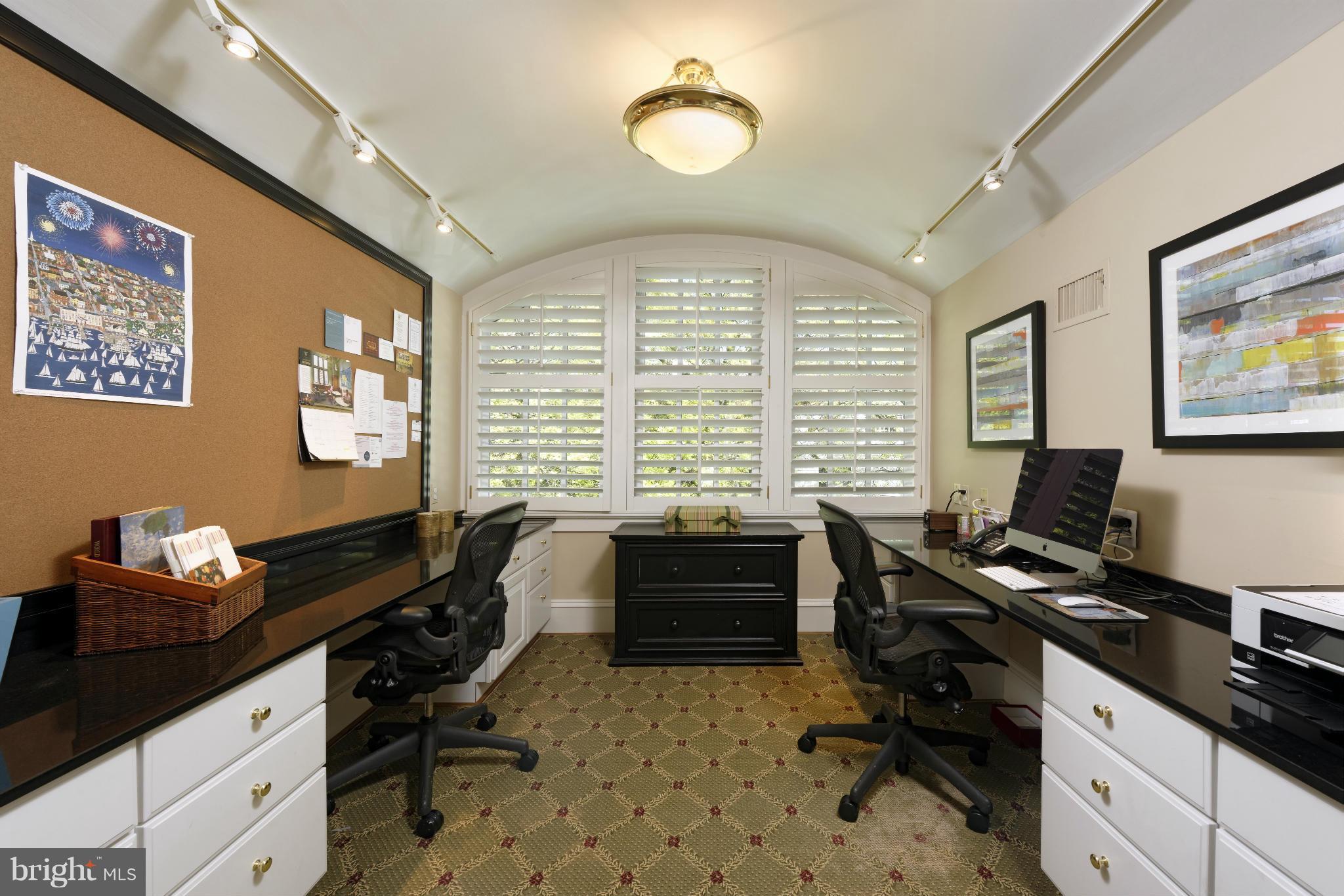 OLD TOWN - Residential