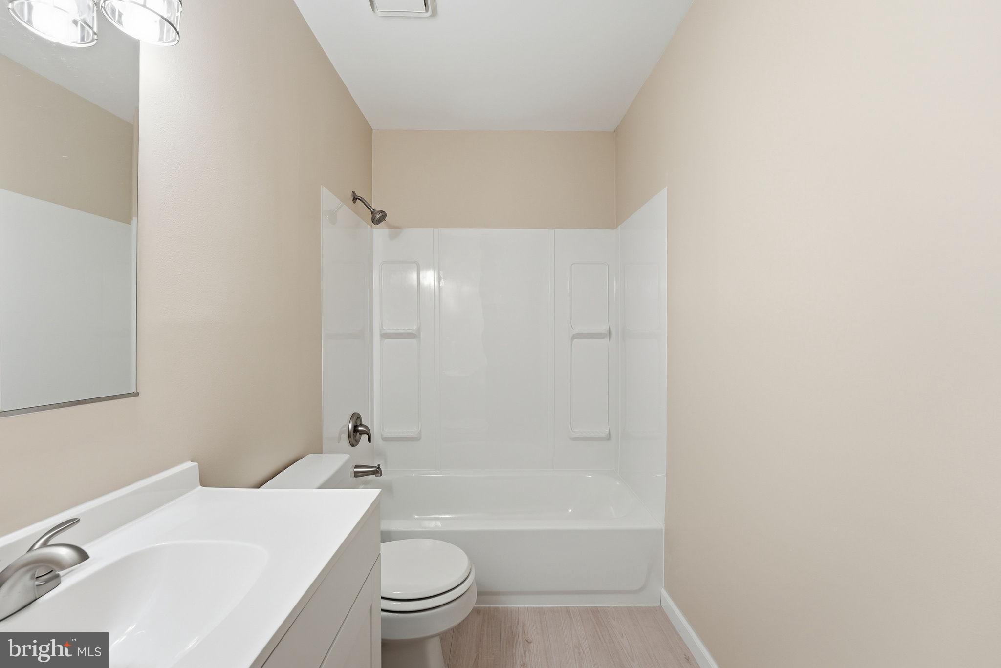 DALE CITY - Residential