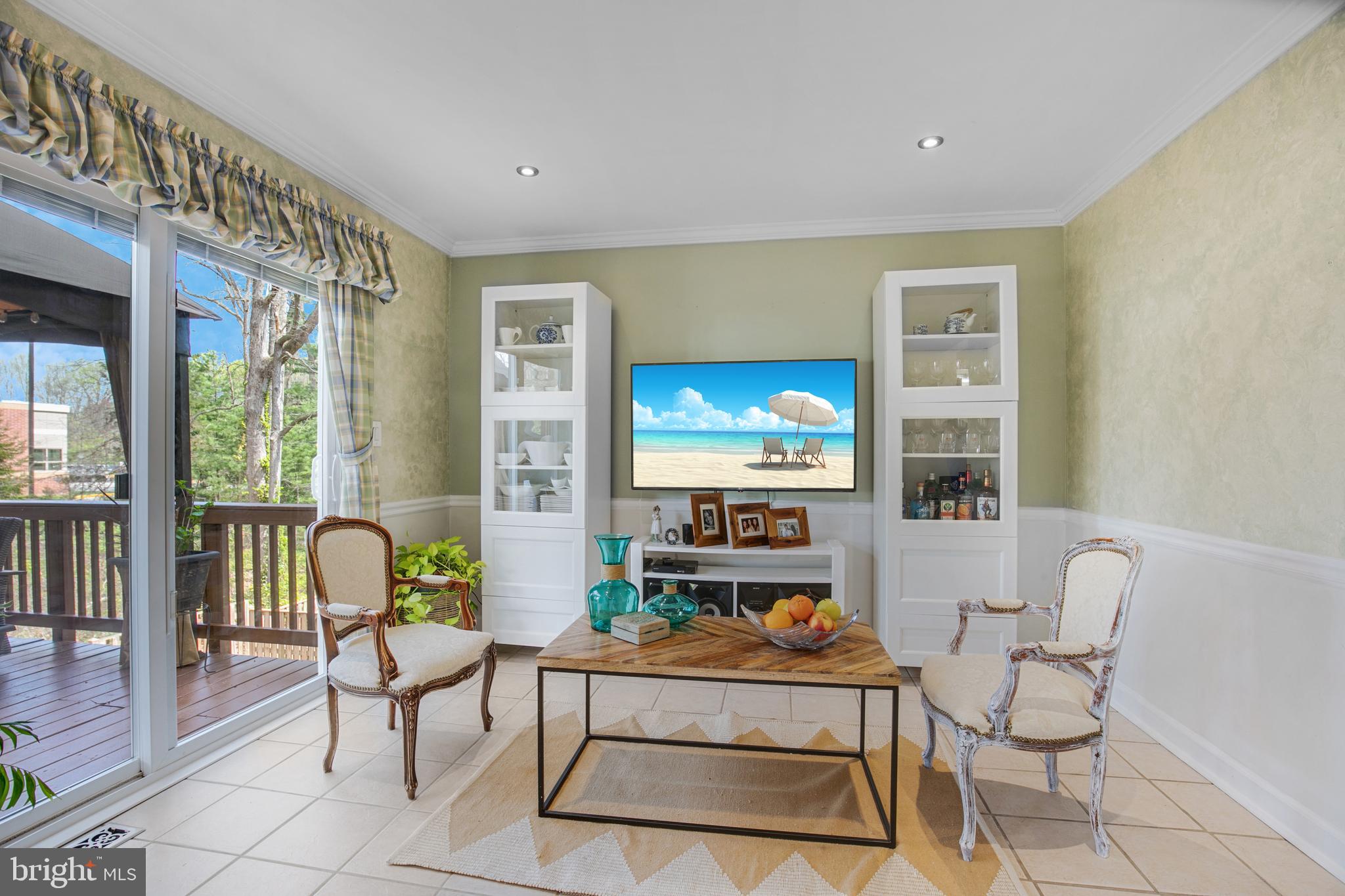 BURKE CENTRE - Residential