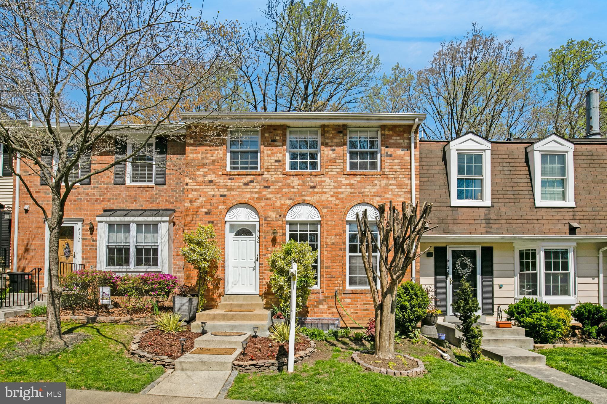 BURKE CENTRE - Residential