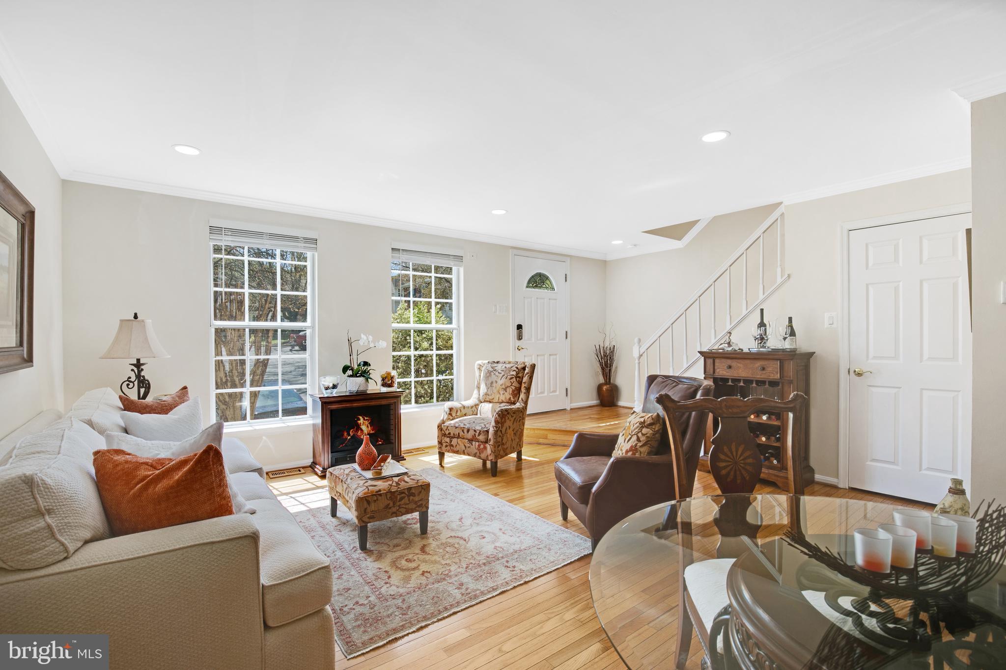 BURKE CENTRE - Residential