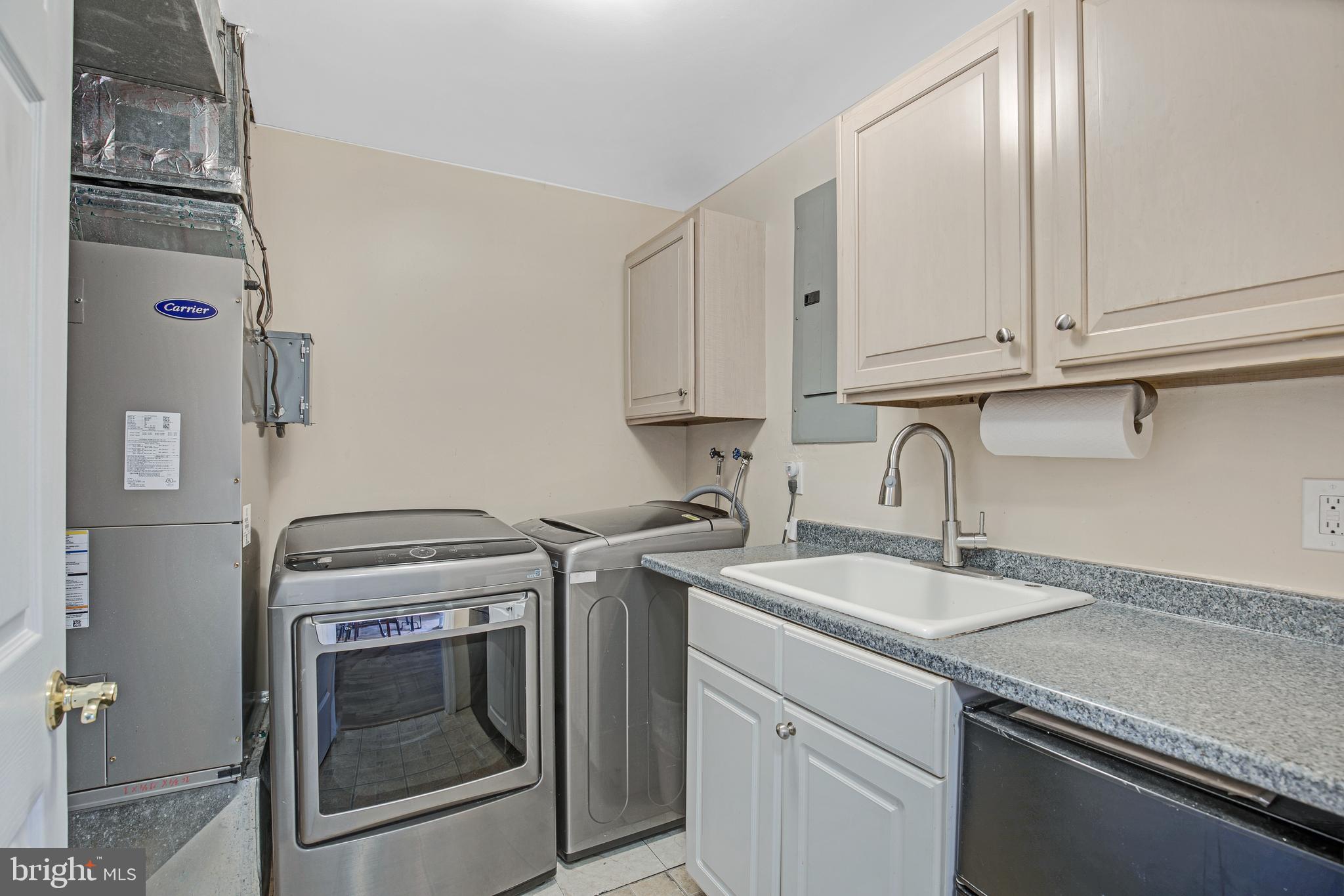 BURKE CENTRE - Residential