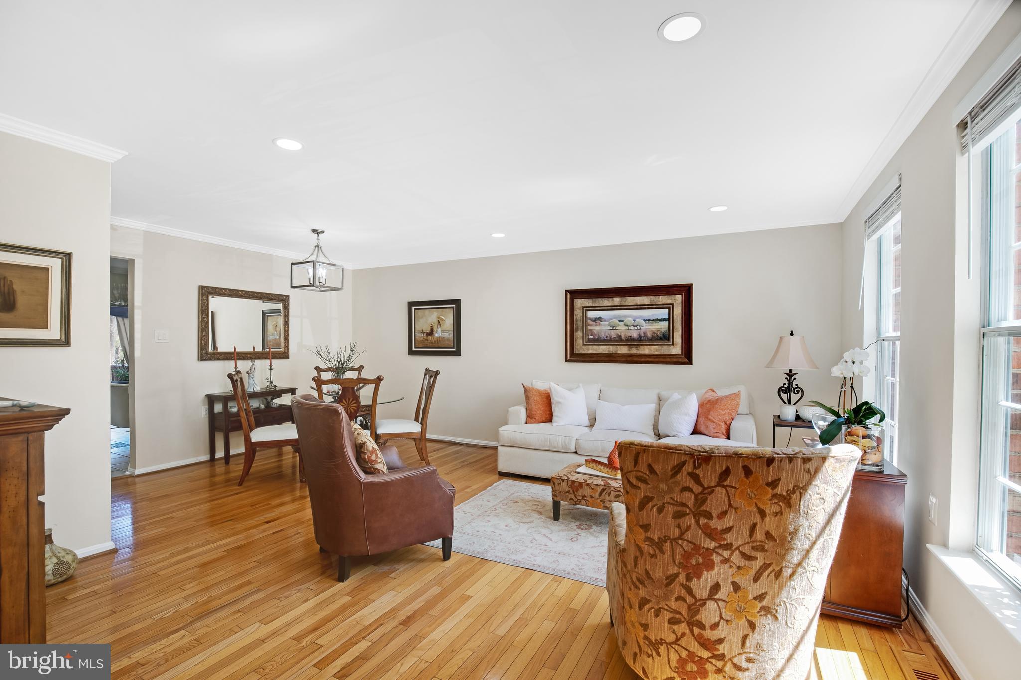 BURKE CENTRE - Residential