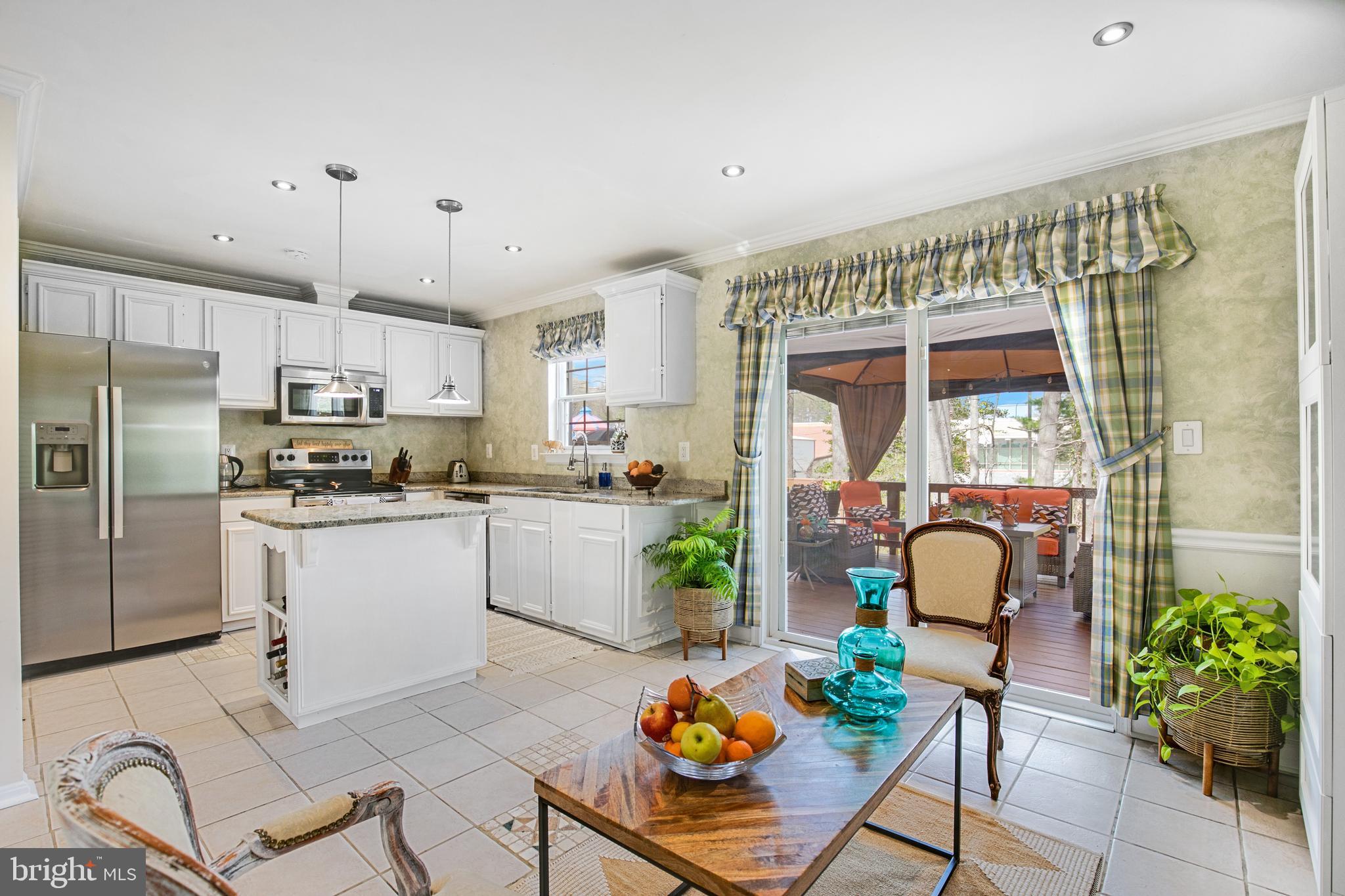 BURKE CENTRE - Residential