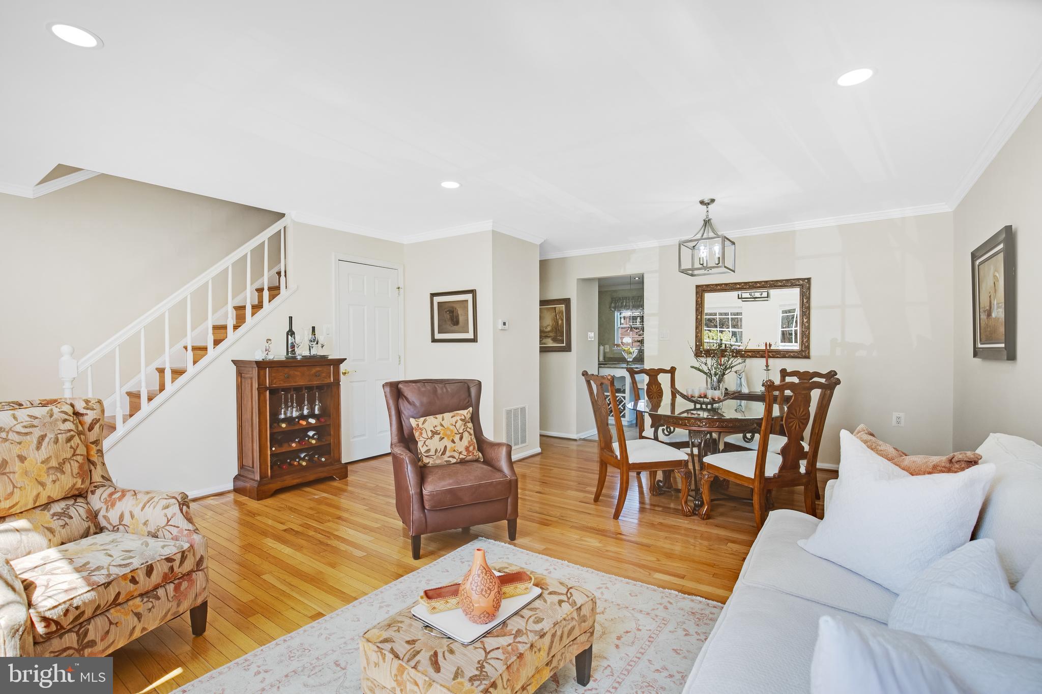 BURKE CENTRE - Residential