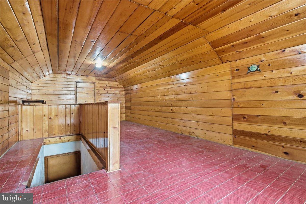 HOMETOWN - Residential