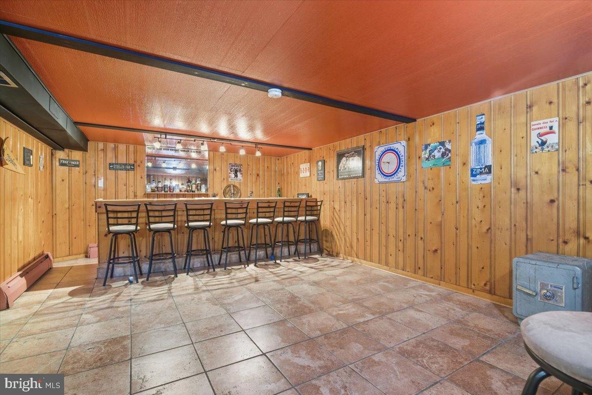 HOMETOWN - Residential