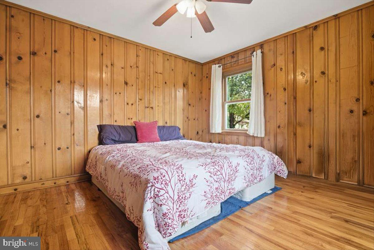 HOMETOWN - Residential