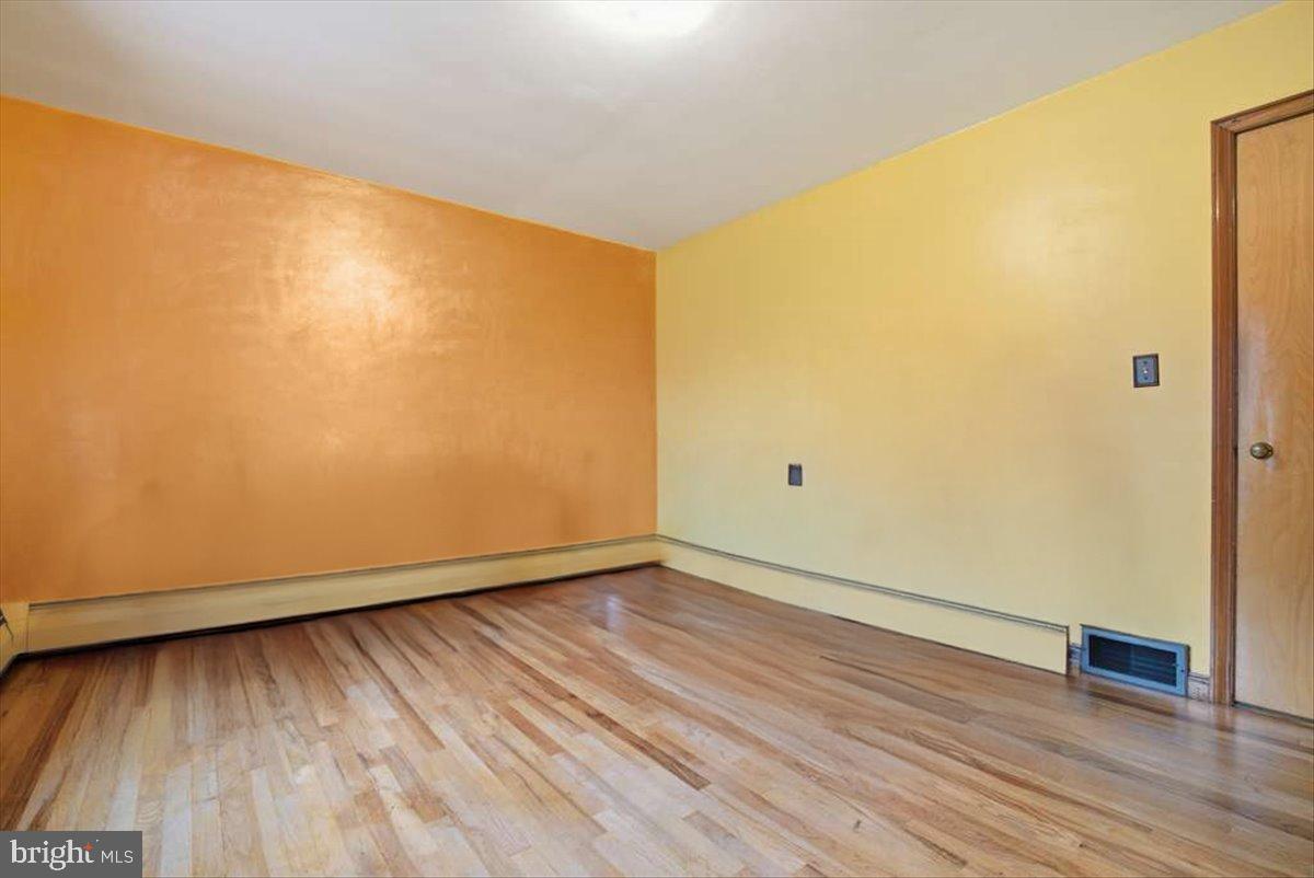 HOMETOWN - Residential