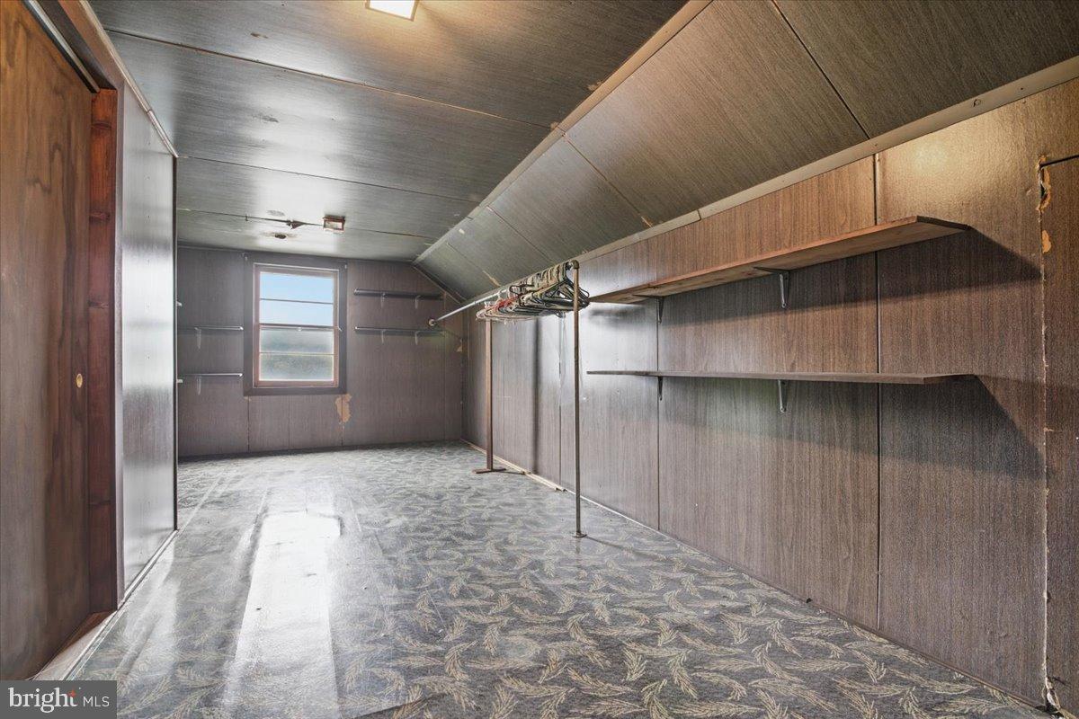 HOMETOWN - Residential