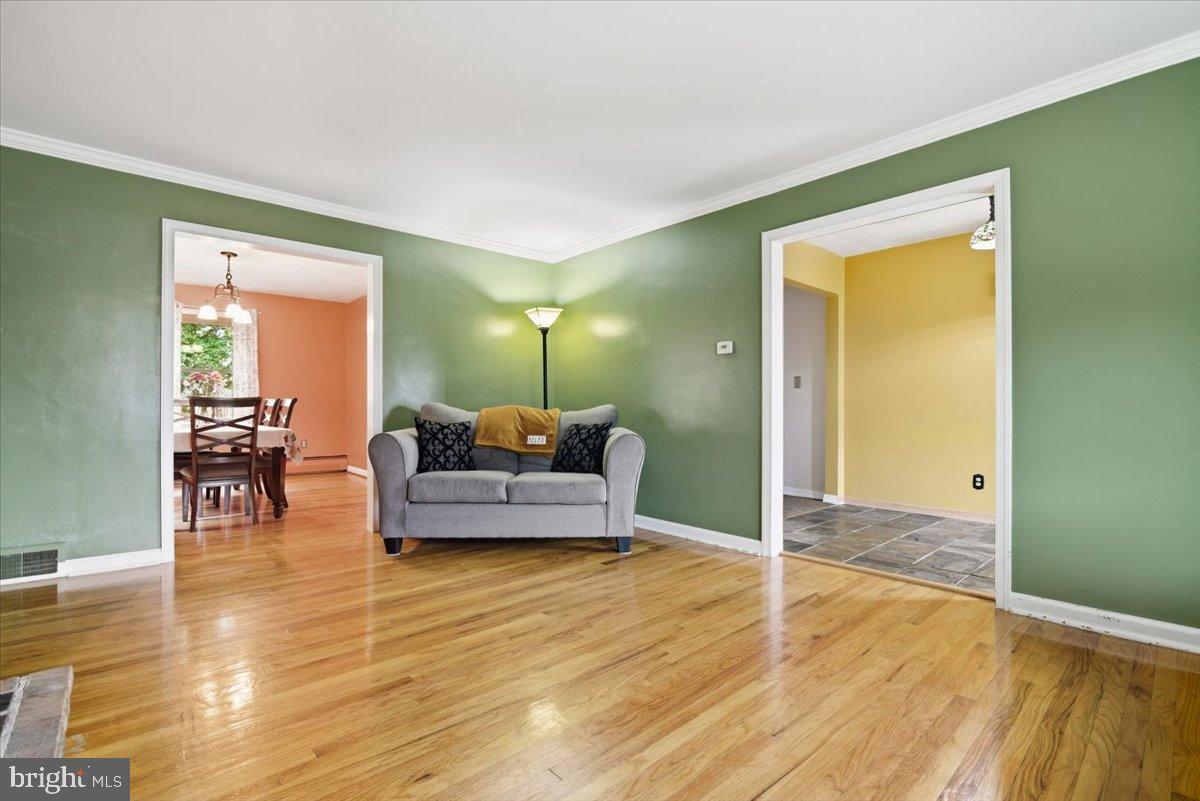 HOMETOWN - Residential