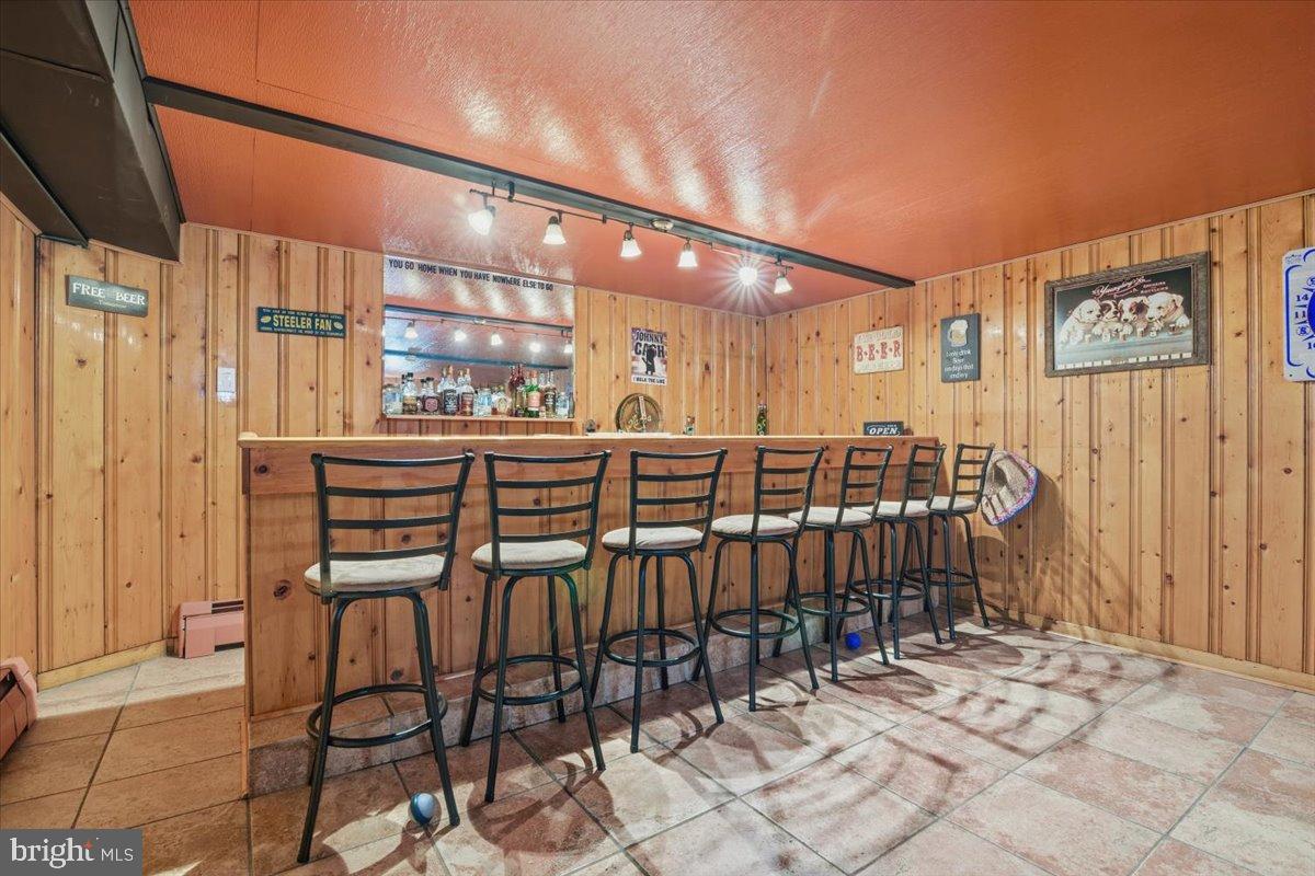 HOMETOWN - Residential